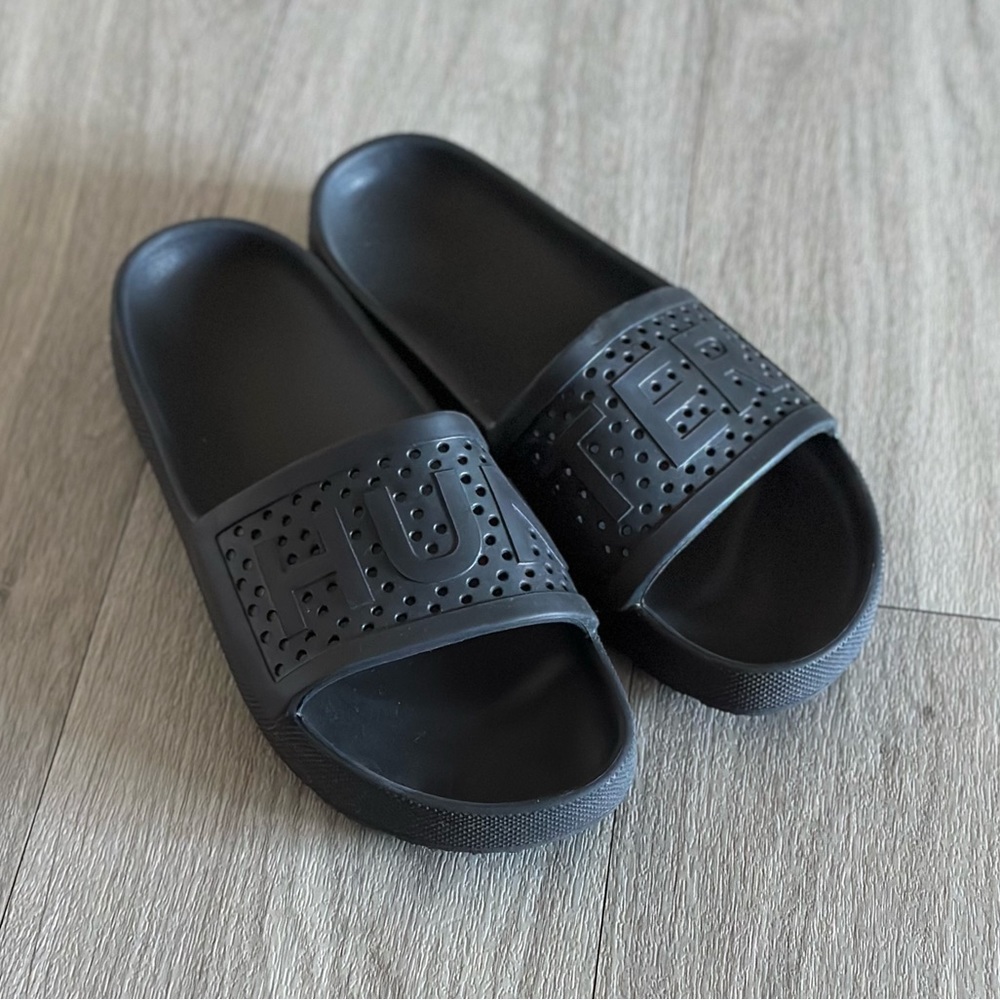 Hunter Bloom Waterproof Slides - image 1